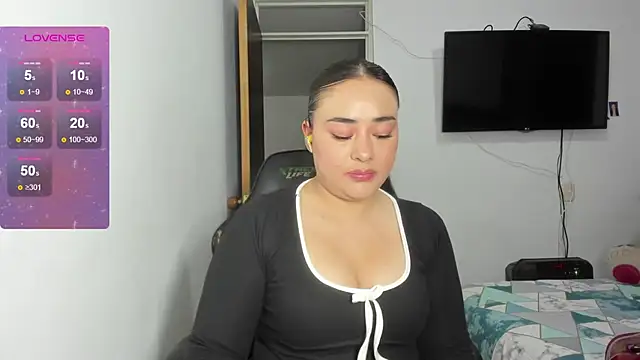 ReyleDoll online show from 27, 7, 2026