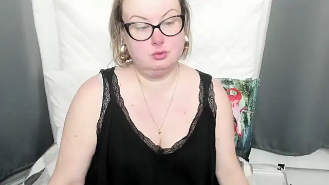 dirtyBonnie online show from 3, 2, 2026