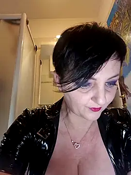 lucillabollente online show from 10, 3, 2026