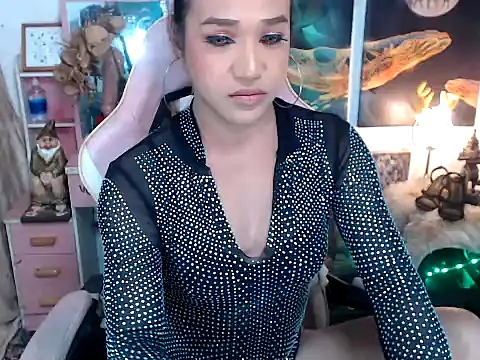 AsianMariaTs online show from 11, 11, 2025