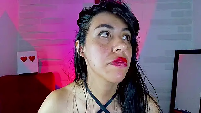 Snapshot of sky_girl1 chatting on 21, 3, 2025 sky girl1 online show from 21, 3, 2025