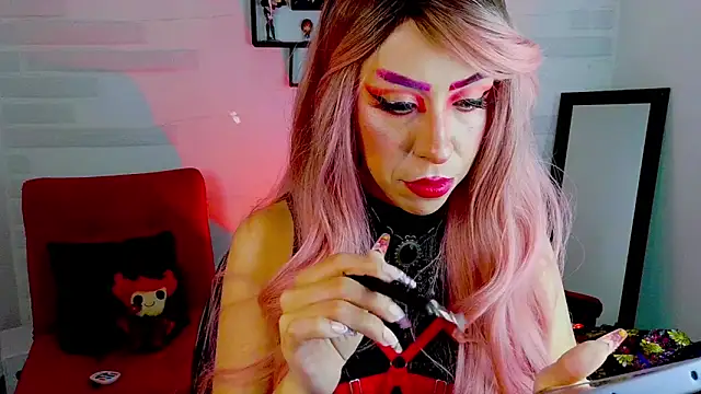 Snapshot of sky_girl1 chatting on 3, 10, 2025 sky girl1 online show from 3, 10, 2025