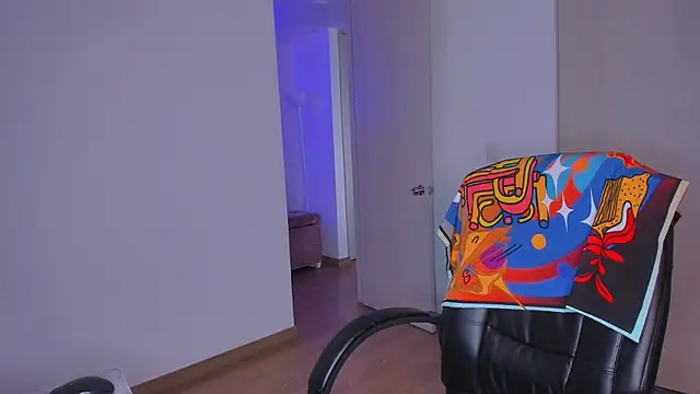 Lisegg  online show from 5, 1, 2026