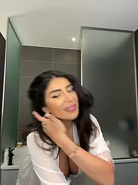 Snapshot of ArabicBarbie chatting on 1, 2, 2025 ArabicBarbie online show from 1, 2, 2025