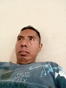 Snapshot of desnudo_Sexoxo chatting on 31, 12, 2024 desnudo Sexoxo online show from 31, 12, 2024