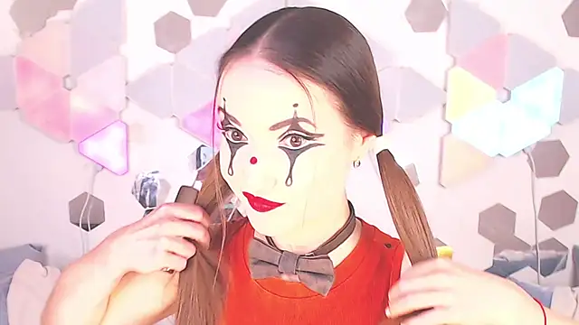 LexiKiss online show from 8, 11, 2025