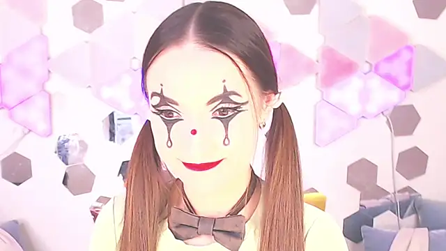 LexiKiss online show from 15, 11, 2025