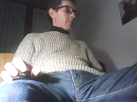 Snapshot of Moro_ra chatting on 14, 11, 2025 Moro ra online show from 14, 11, 2025