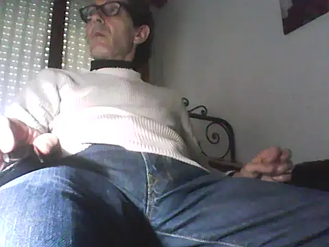 Snapshot of Moro_ra chatting on 24, 4, 2026 Moro ra online show from 24, 4, 2026