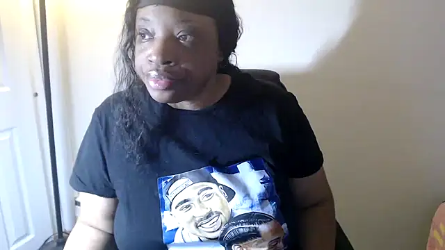 Sexymona1218 online show from 15, 4, 2026