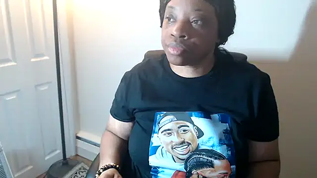 Sexymona1218 online show from 15, 3, 2026