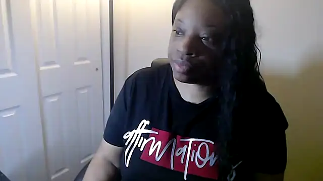 Sexymona1218 online show from 18, 1, 2026