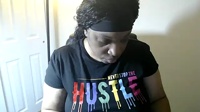 Sexymona1218 online show from 21, 4, 2026