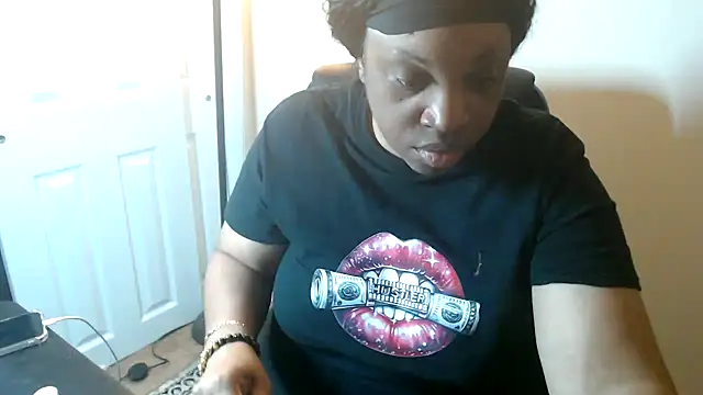 Sexymona1218 online show from 24, 3, 2026