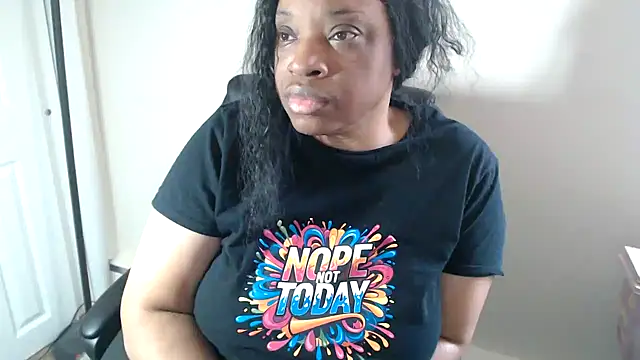 Sexymona1218 online show from 13, 4, 2026