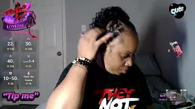 Sexymona1218 online show from 23, 11, 2025