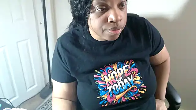 Sexymona1218 online show from 22, 4, 2026