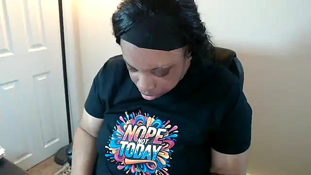 Sexymona1218 online show from 3, 3, 2026