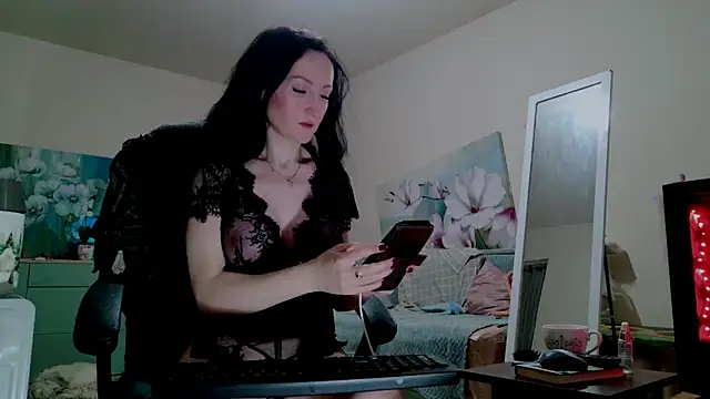 lara heaven online show from 23, 12, 2025