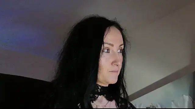 lara heaven online show from 27, 10, 2025