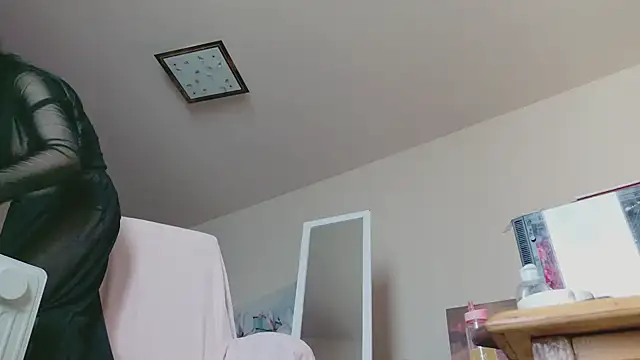 lara heaven online show from 13, 3, 2026