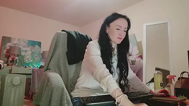 lara heaven online show from 8, 2, 2026