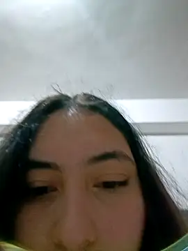 xandra252 online show from 9, 4, 2026