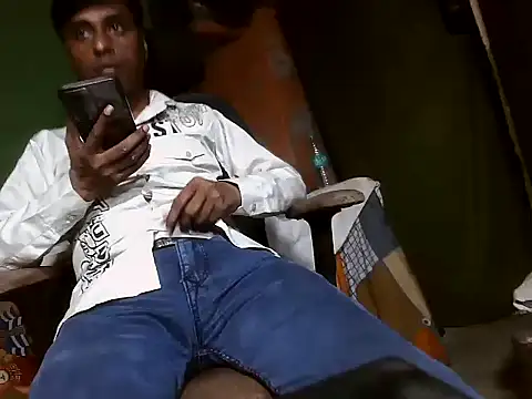 desiboy1101 online show from 28, 10, 2025