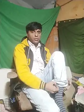 desiboy1101 online show from 2, 12, 2025