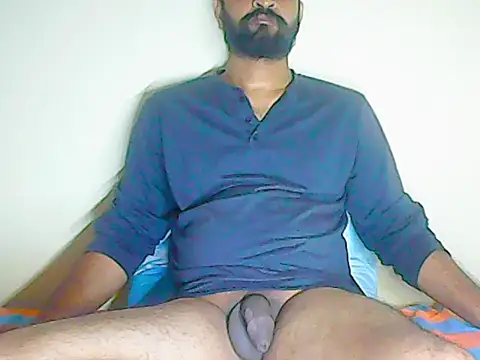 Snapshot of LifeLineSL chatting on 28, 10, 2025 LifeLineSL online show from 28, 10, 2025