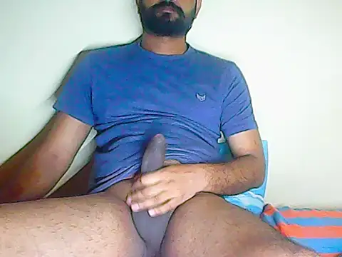 Snapshot of LifeLineSL chatting on 22, 10, 2025 LifeLineSL online show from 22, 10, 2025