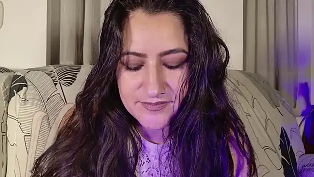 DeesseLuxure online show from 17, 1, 2026