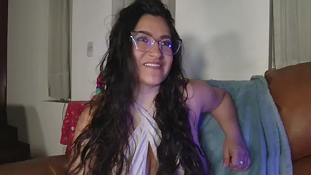 DeesseLuxure online show from 22, 10, 2025