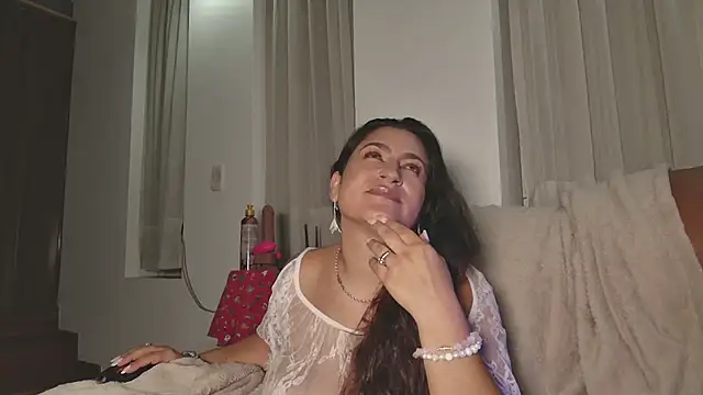 DeesseLuxure online show from 18, 3, 2025