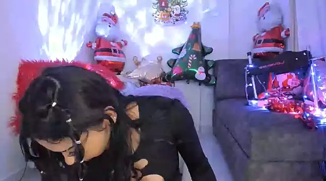kirasofia online show from 12, 12, 2024
