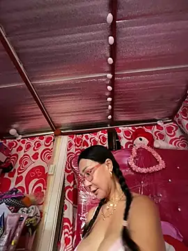 sweetieme online show from 26, 4, 2026