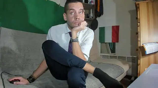 viraglaci18xh online show from 8, 11, 2025