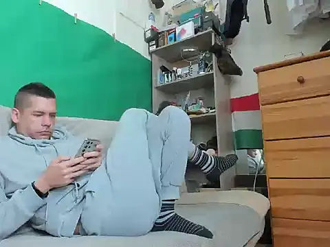 viraglaci18xh online show from 27, 10, 2025