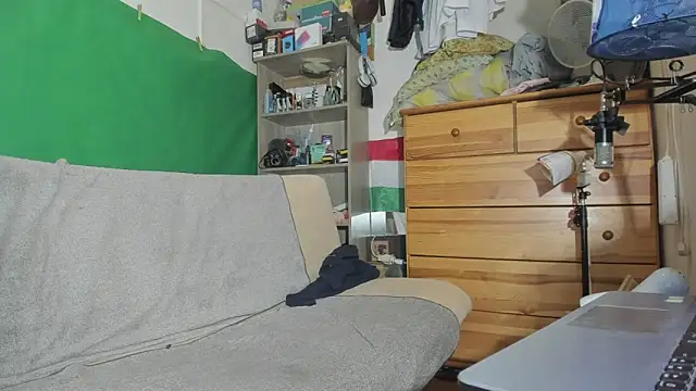 viraglaci18xh online show from 3, 11, 2025