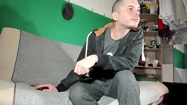 viraglaci18xh online show from 7, 2, 2026