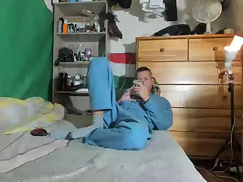 viraglaci18xh online show from 23, 10, 2025