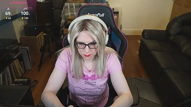 Snapshot of KelseyCobalt chatting on 7, 10, 2025 KelseyCobalt online show from 7, 10, 2025