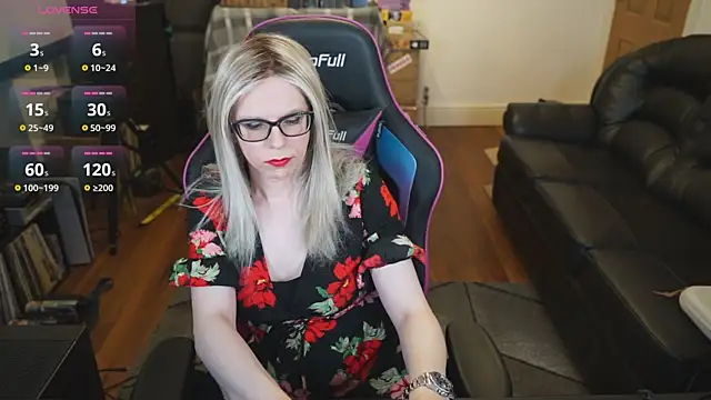 Snapshot of KelseyCobalt chatting on 26, 10, 2025 KelseyCobalt online show from 26, 10, 2025