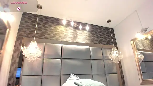 Snapshot of LADY_HELLEN chatting on 14, 7, 2026 LADY HELLEN online show from 14, 7, 2026