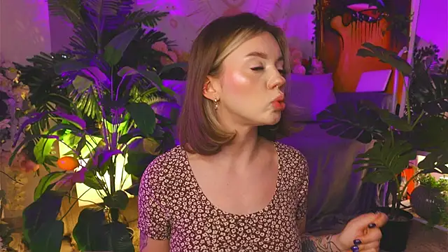 KristaBrooks online show from 13, 3, 2025