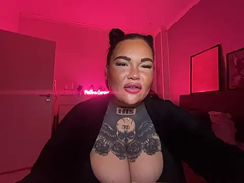  MelinaCurves  online show from 8, 1, 2025