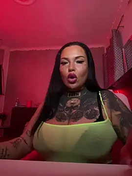  MelinaCurves  online show from 8, 5, 2026