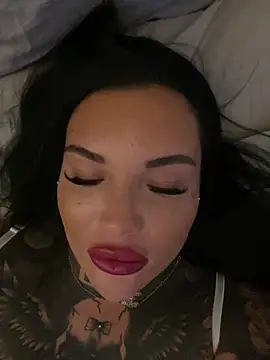  MelinaCurves  online show from 11, 1, 2026