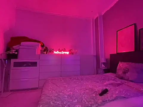  MelinaCurves  online show from 25, 1, 2025