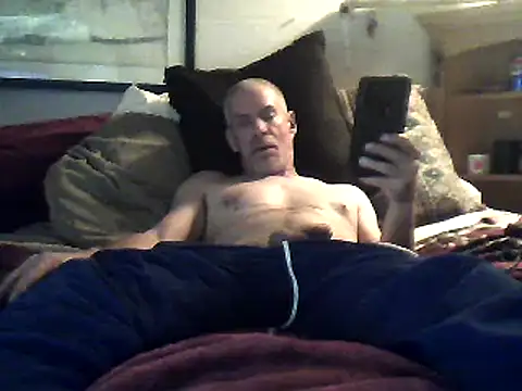 Snapshot of Biknight chatting on 12, 2, 2025 Biknight online show from 12, 2, 2025